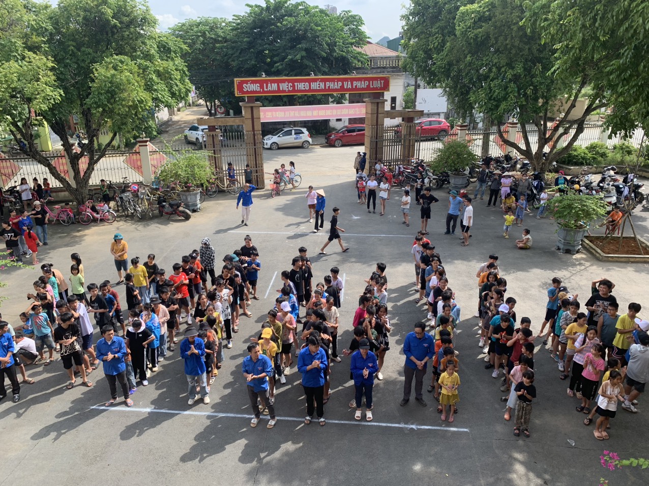 Đoàn thanh niên cộng sản Hồ Chí Minh xã Quang Sơn tổ chức thi đấu các trò chơi dân gian vui Tết trung thu năm 2023